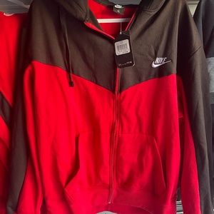 Nike Zip Up Seater Size XL
